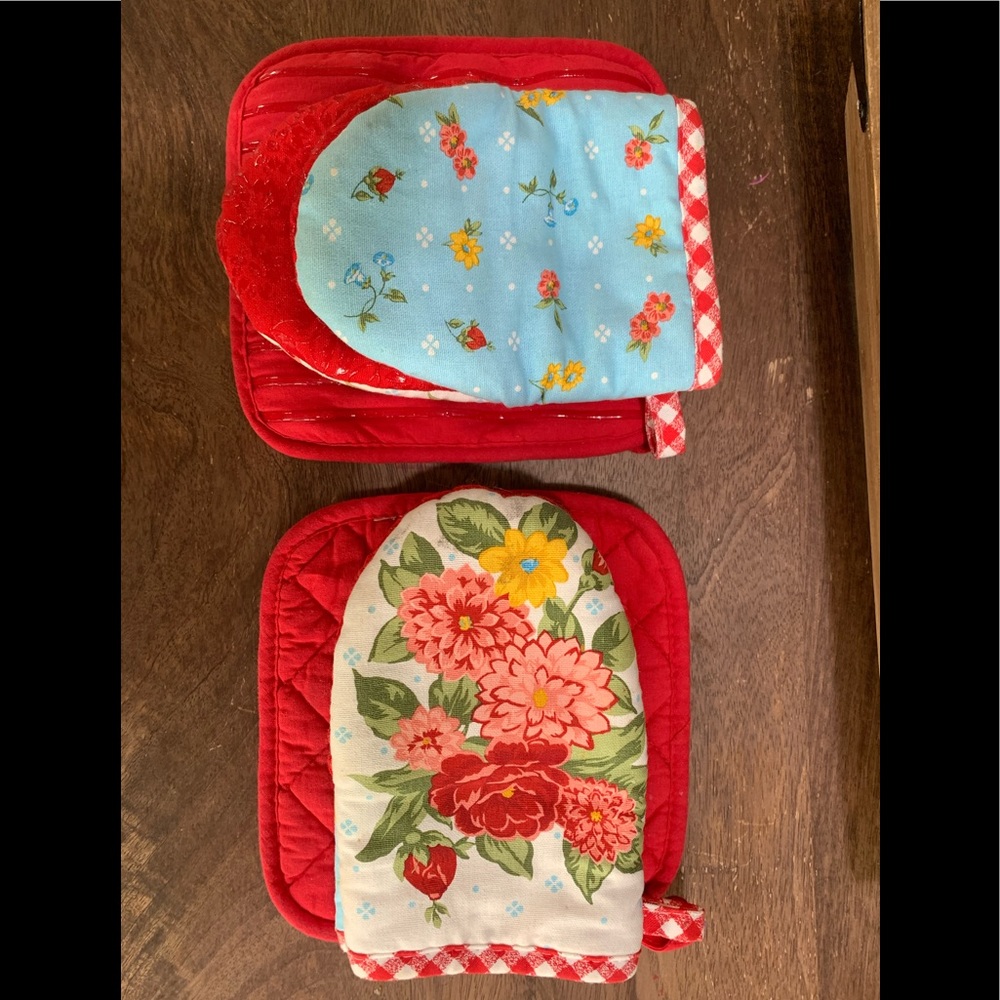 Boho oven mitt set,